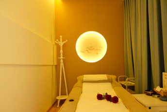 成都锦江区日式指压的寂静美学:在按压中听见雪落的声音